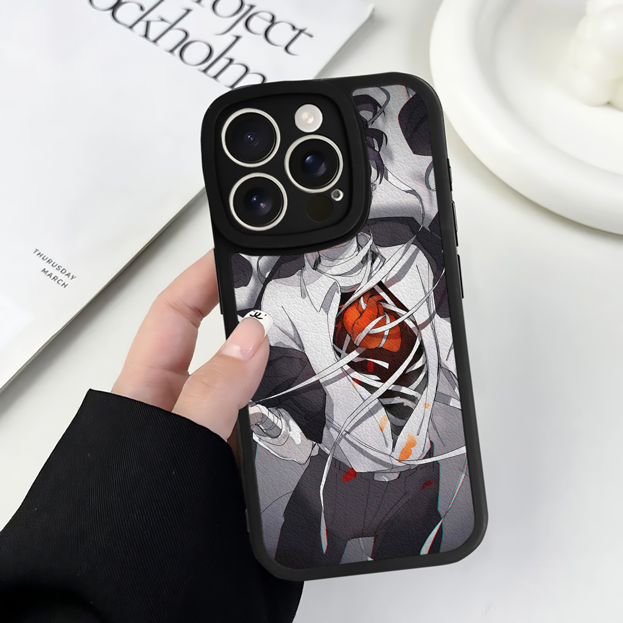 （画像用） 文豪ストレイドッグス Bungo Stray Dogs 【iPhone 16シリーズ対応】シリコンスマホケース（レザー調） 材質：シリコン
